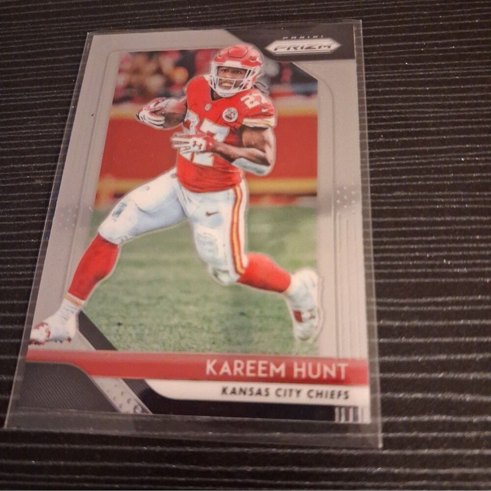 2018 Panini Prizm - Kareem Hunt #104
